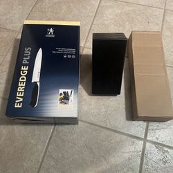 Set Of 13  High Quality Knives W/ Block 