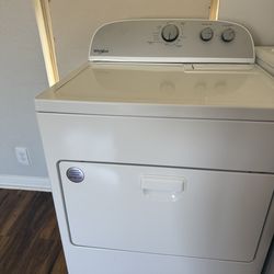 Whirlpool Dryer – Works Great