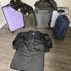 Suit Cases / Luggage 