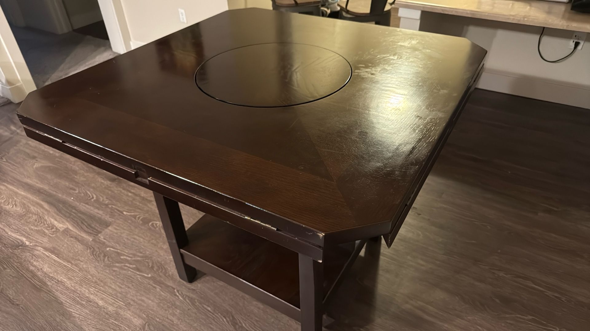 Kitchen Table w/ Lazy susan