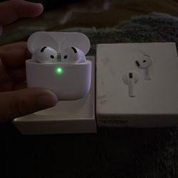Apple Airpod 4s