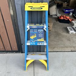 New Werner 4 Ft Ladder