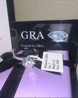 GRA Moissanite Ring 2ct Size 7