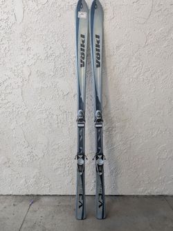 Skis