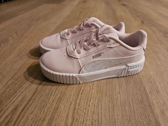 Little girls shoes