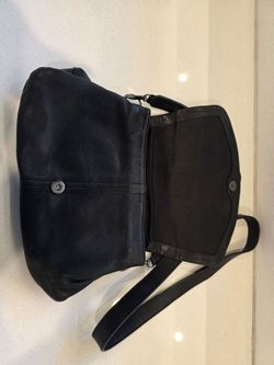 Lucky Brand Black Leather Suede Cross Body Purse