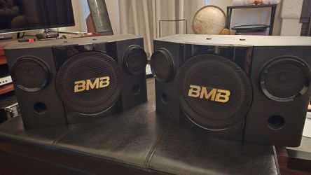 Great Condition BMB Karaoke speakers PA speakers 400w