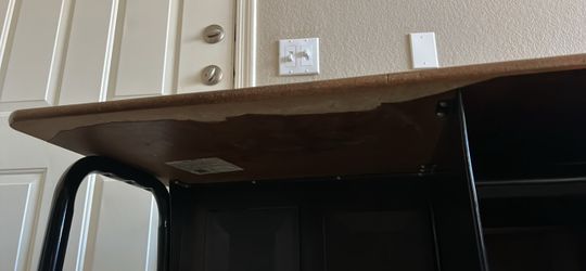 Kids desk