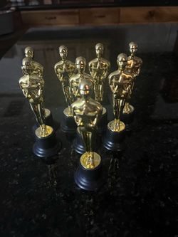 Gold Star Oscar-style Statuettes,Trophies - Set of 8