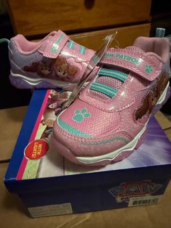 Paw Patrol Girls Light-Up Sneakers Size 10