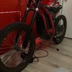 Surron Lbx (TRADES ONLY)