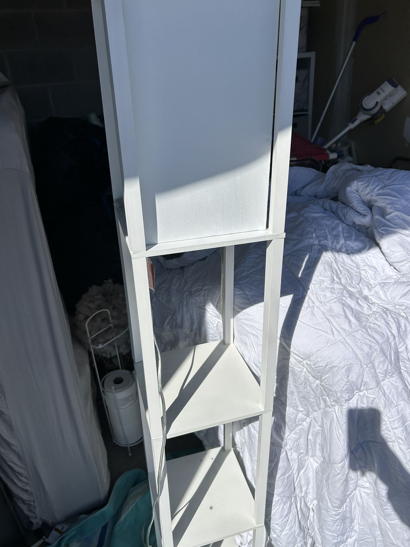 Standing Lamp With Shelf’s