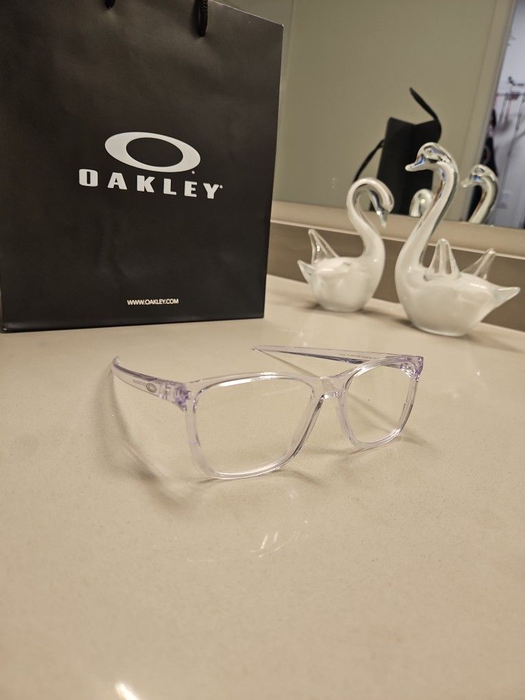 Oakley Polished Clear Glasses
