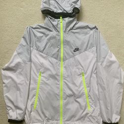 Nike Size Sz Men’s Medium M Packable Windrunner Windbreaker Track Hooded Jacket Full Zip White Platinum Grey Gray Volt Neon Green New NWOT 