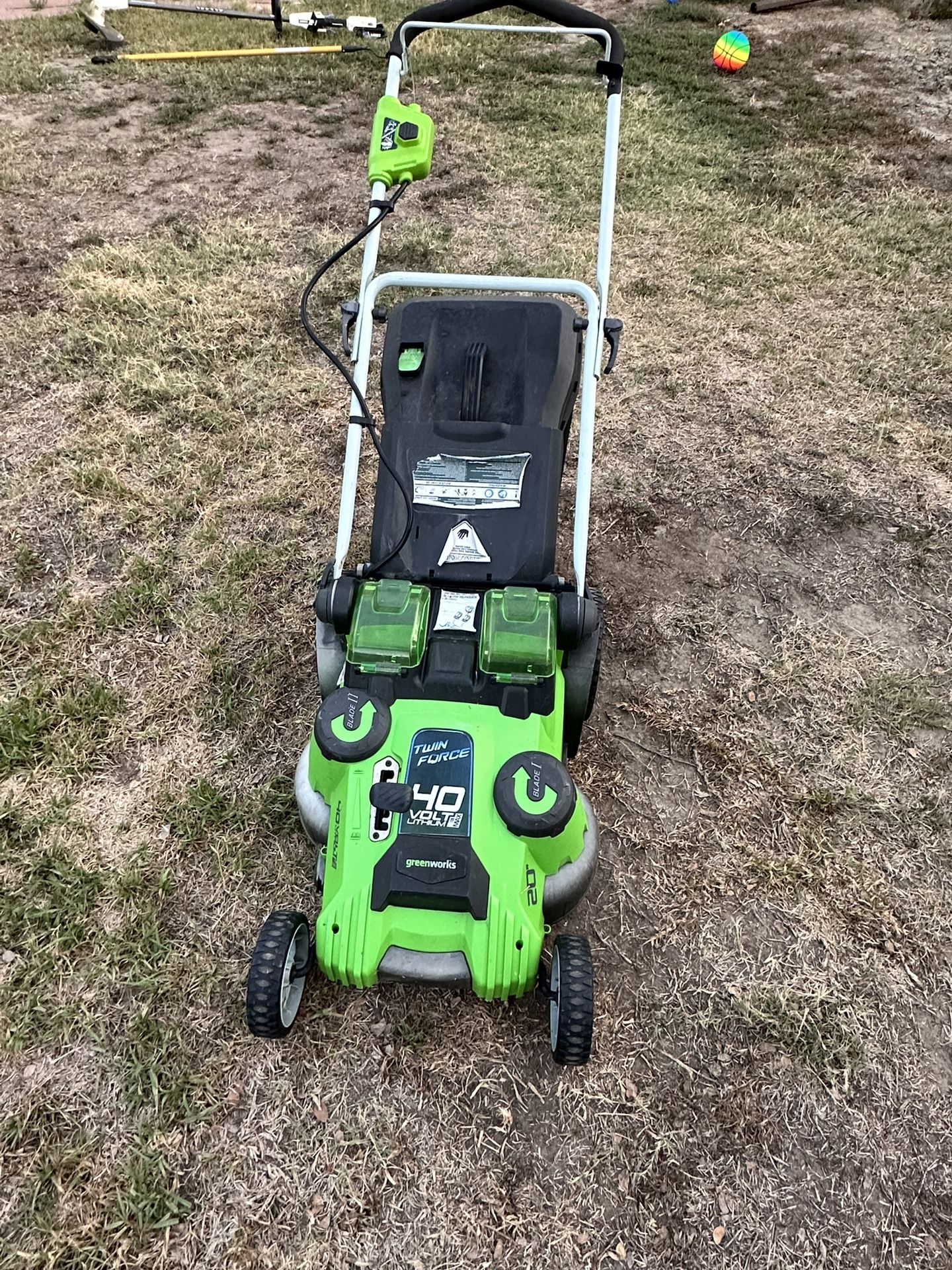 Greenworks Twin Force 40 Volt Electric Lawn Mower