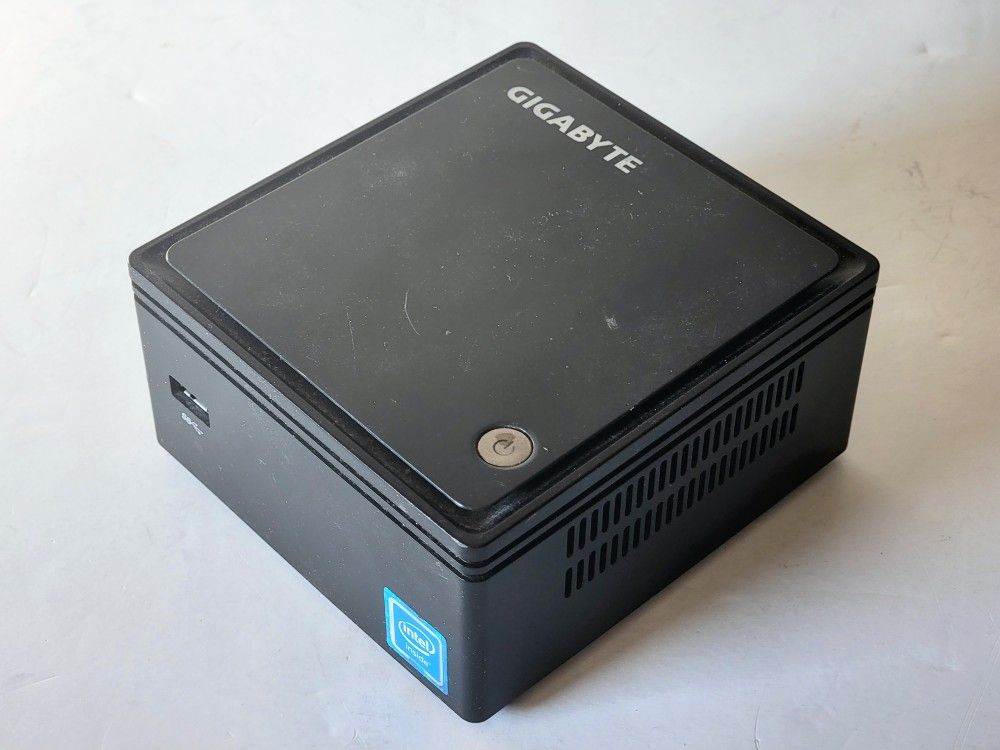 Gigabyte Intel Quad 4 Cores 2ghz Windows 11 Mini PC SSD