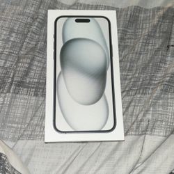 iPhone 15 Plus