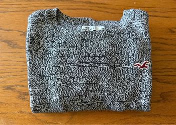 Hollister Sweater Gray Long Sleeves Size XS Women's Crew Neck