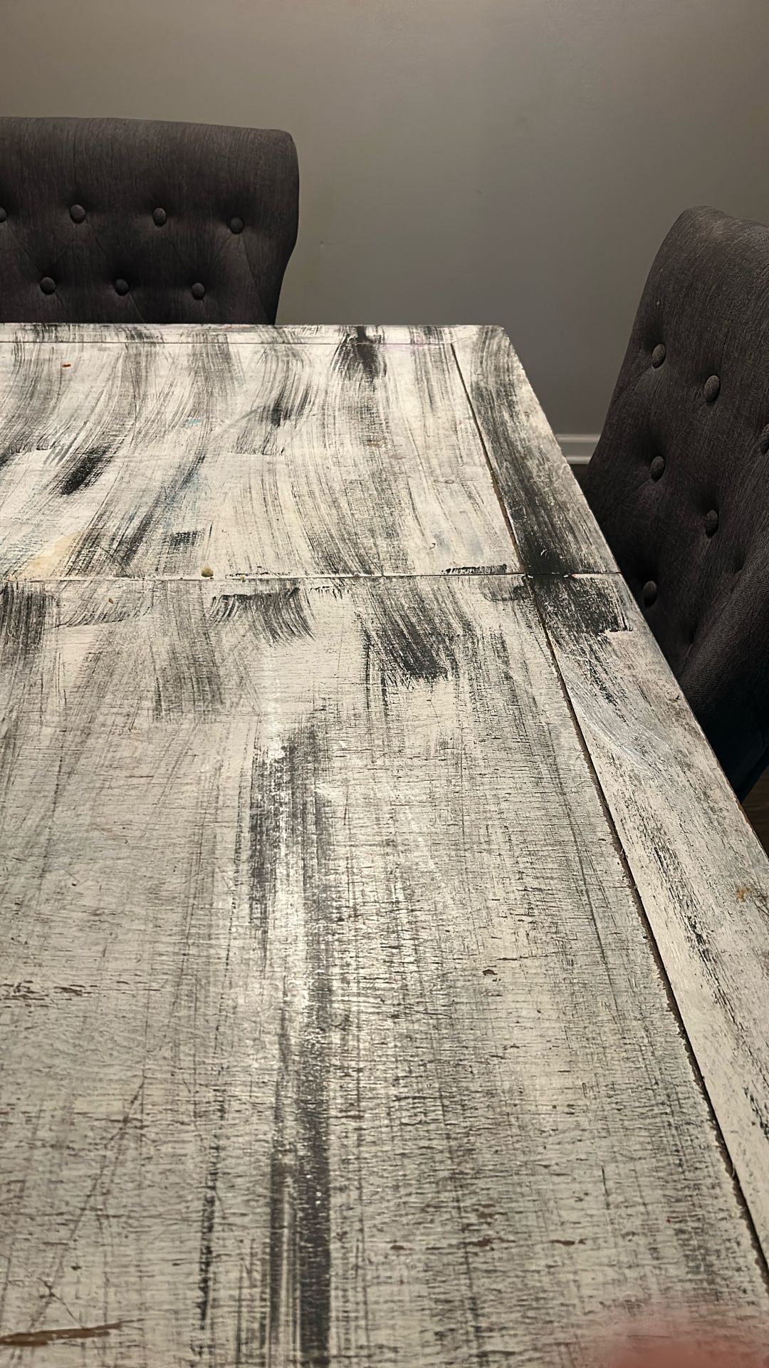 Dining Table/ table