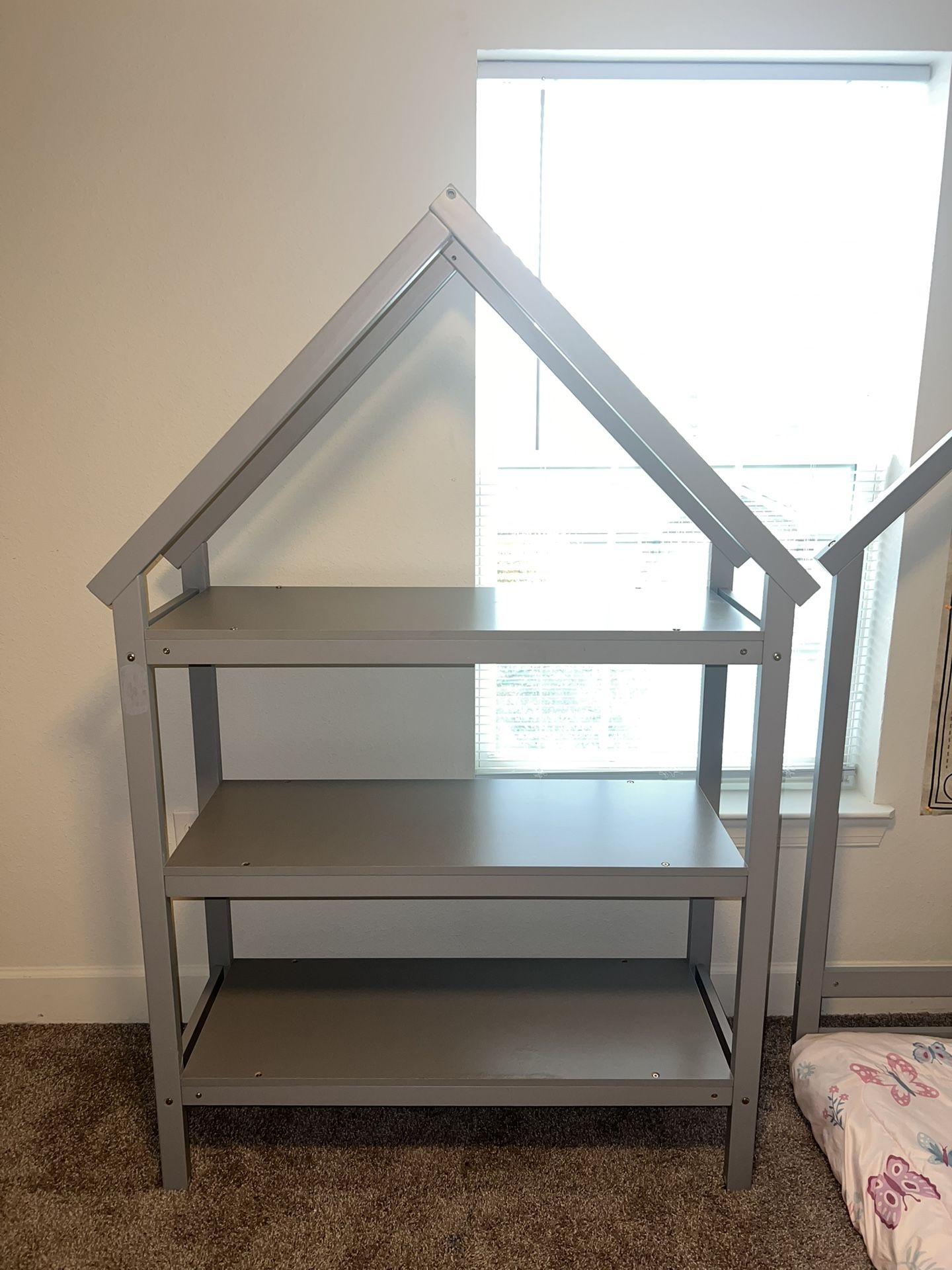 Toddler Day/night Bed. Barley Used. $180