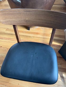 Mid-Century Modern Dining Chair (1)