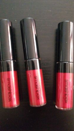 Smashbox crimson color lip stick