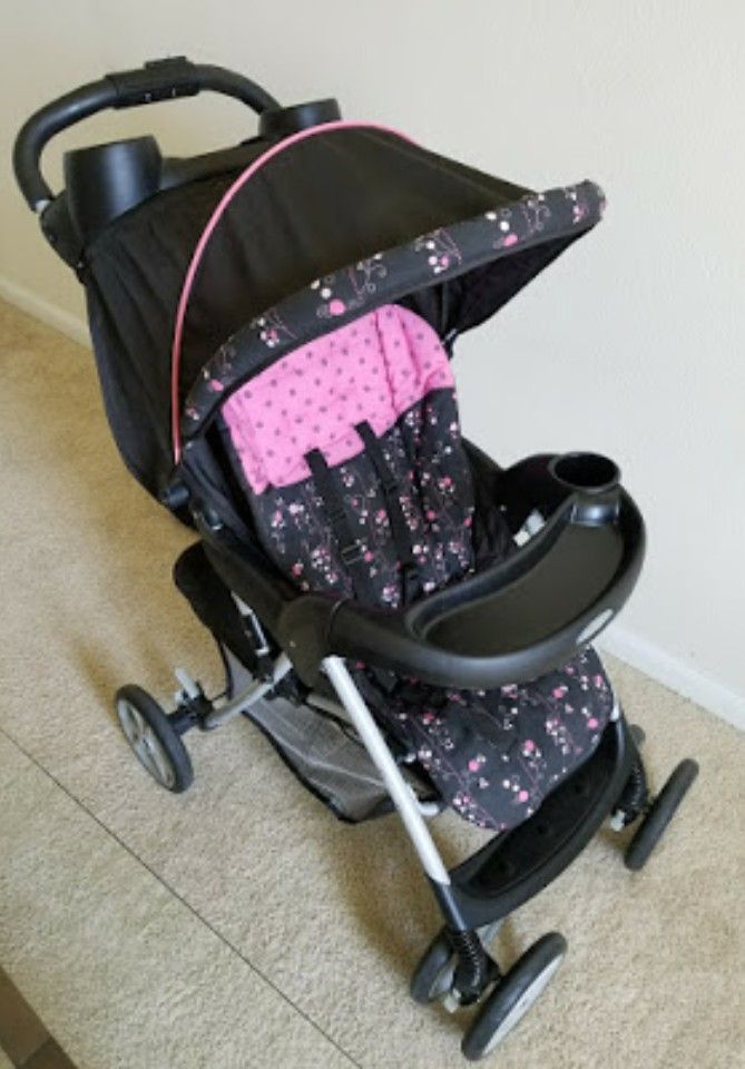 Graco Stroller,car seat,booster and baby bag