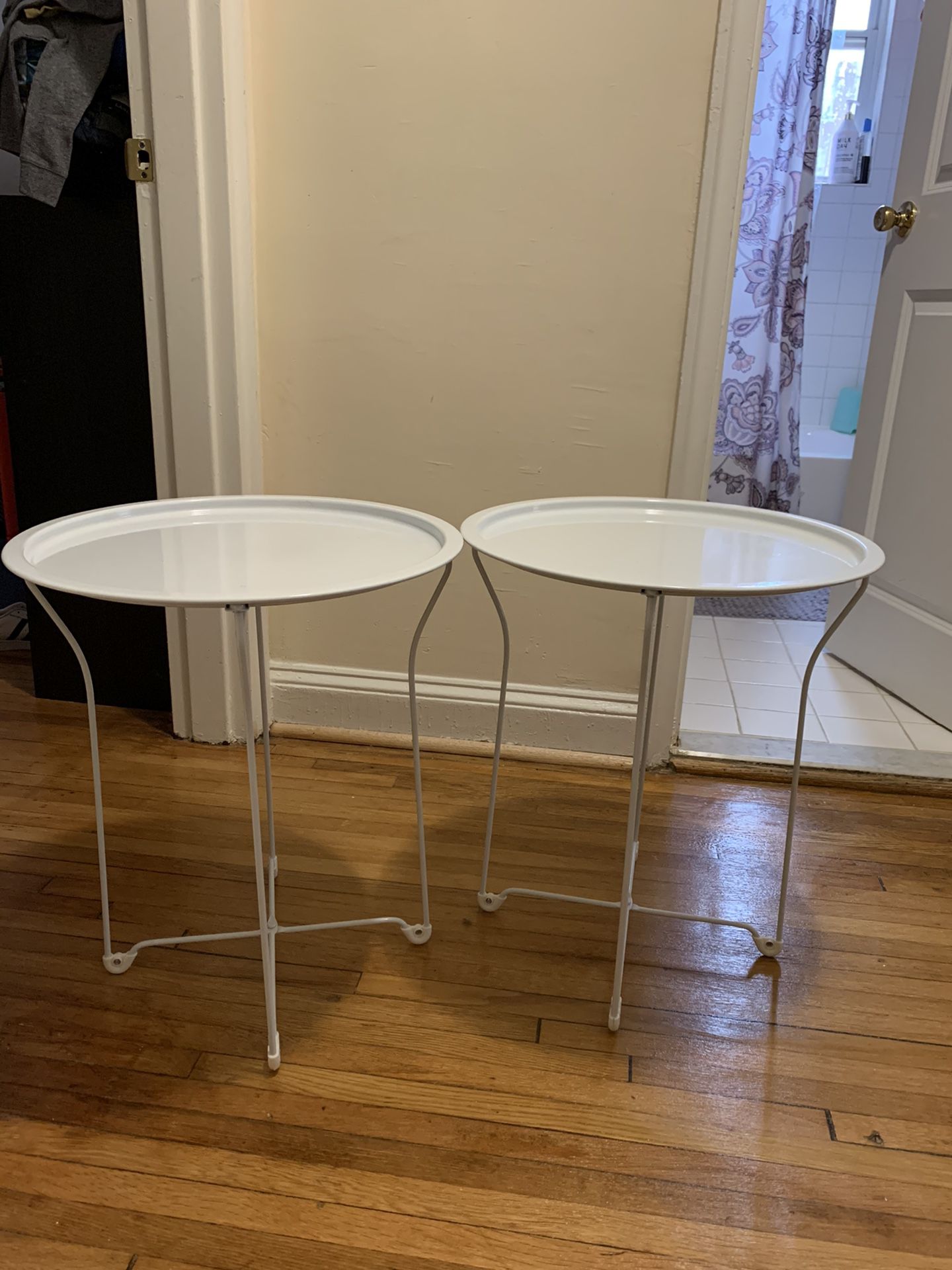 2 beautiful modern side tables!!!- Serious Inquiry’s Only!!