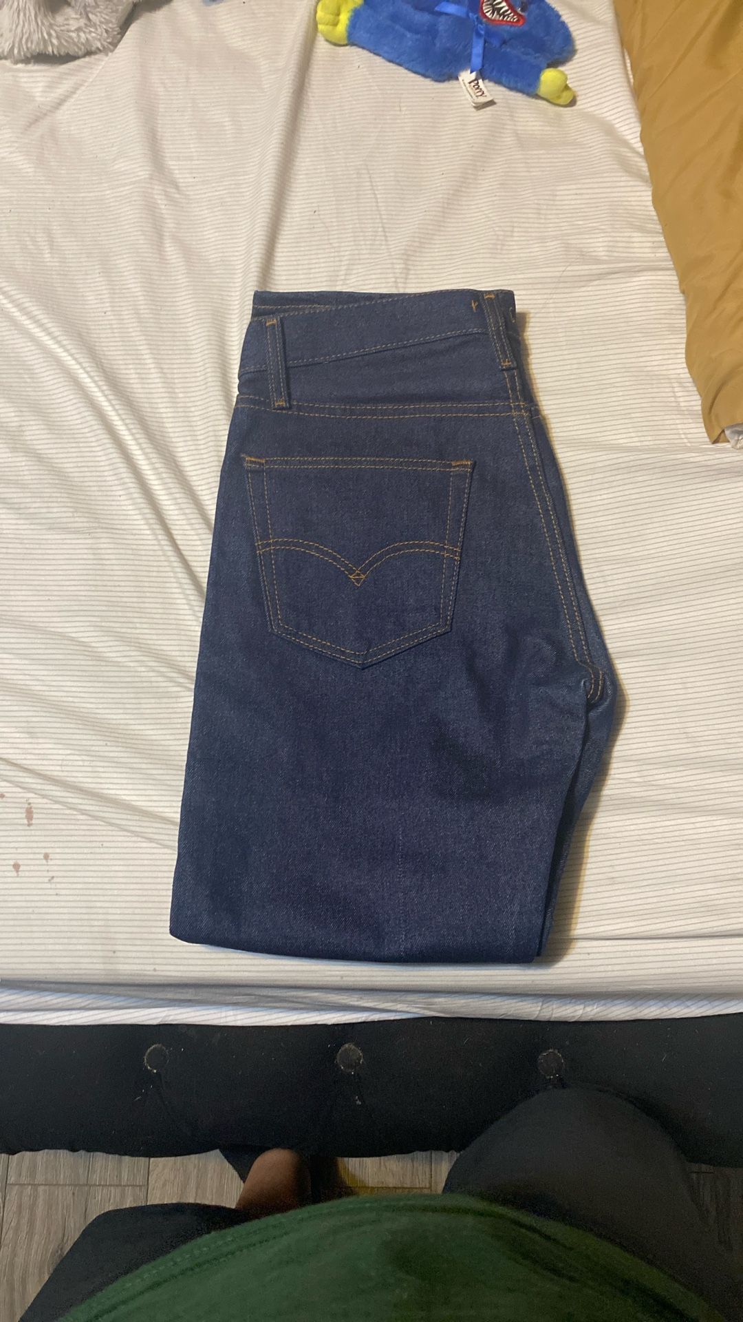 Blue 501 straight leg 34 x 30 don’t fit trying to get rid of