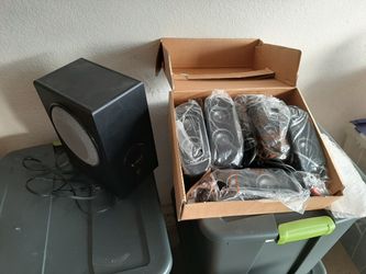 Logitech 5.1 Surround Speakers With Subwoofer