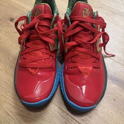 Nike Kyrie Low 2  Size 9M Red Mr Krabs Special Edition