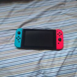 Nintendo Switch Blue And Red