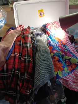 27 Pieces Of Girl Clothing