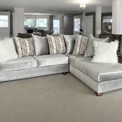 S315 Silver Sectional 👀😎📲🚛✅🔥💕😍