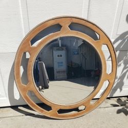 Mirror 