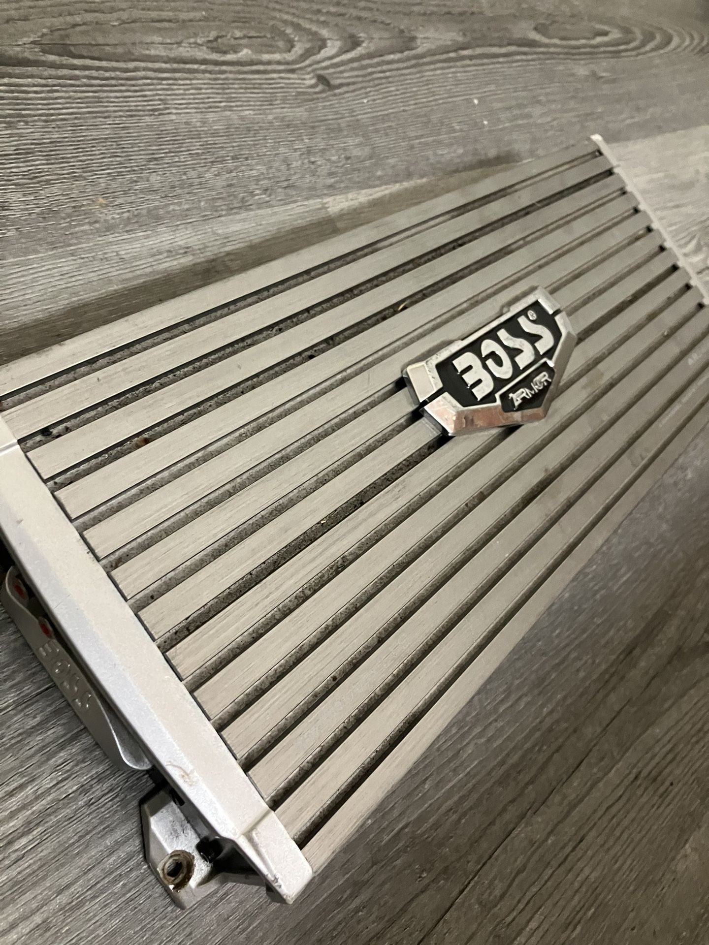 Boss 1600w Amp