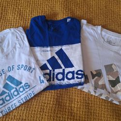 Adidas T-shirts Size Small