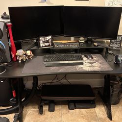 Gaming Desk
