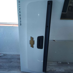 Chevy Silverado tailgate/tapa fits from 07 to 2017