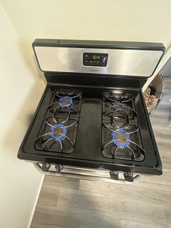 Frigidaire Gas stove