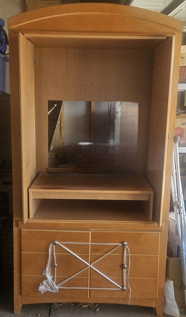Armoire