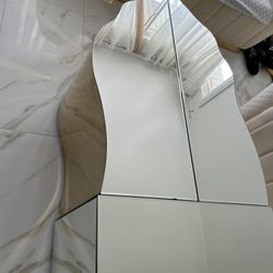 GLASS & GOLD ACENT COFFEE TABLE $200 no less