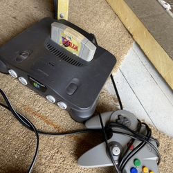 Nintendo 64 With 1 Controller And 3 Games