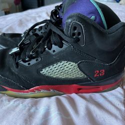 Kids  Size 5.5 Air Jordan 5 Retro Top 3