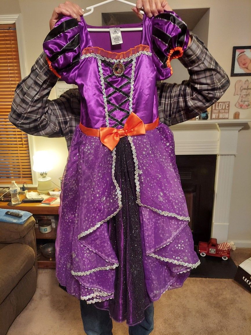 Halloween Costume Size 11/12