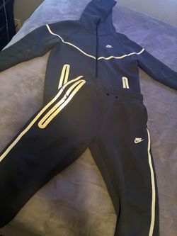 Nike reflective set