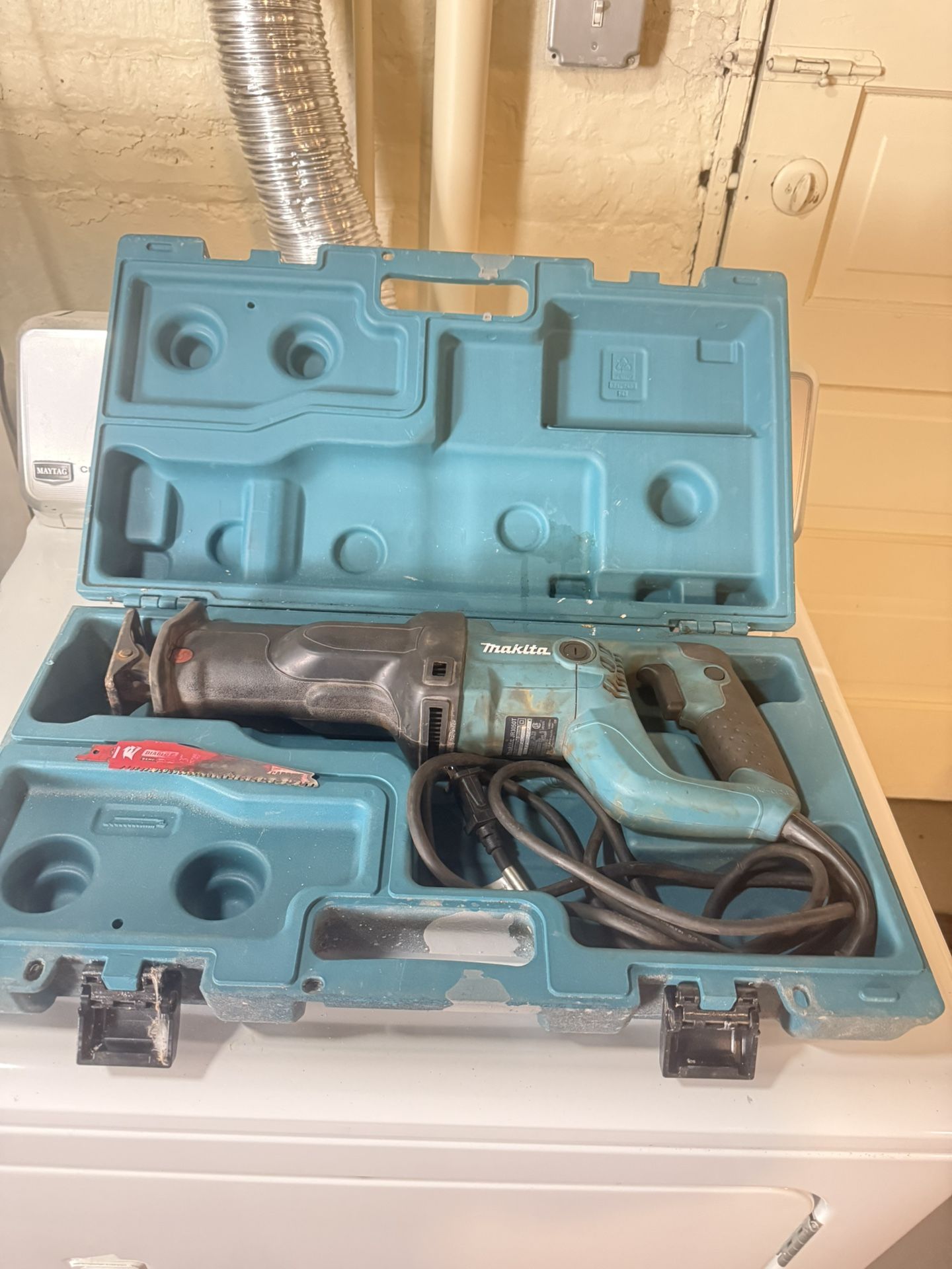 Makita Saw Saw