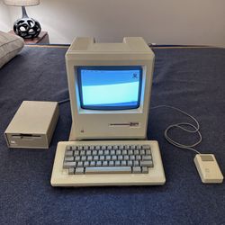 Vintage Macintosh (1984)