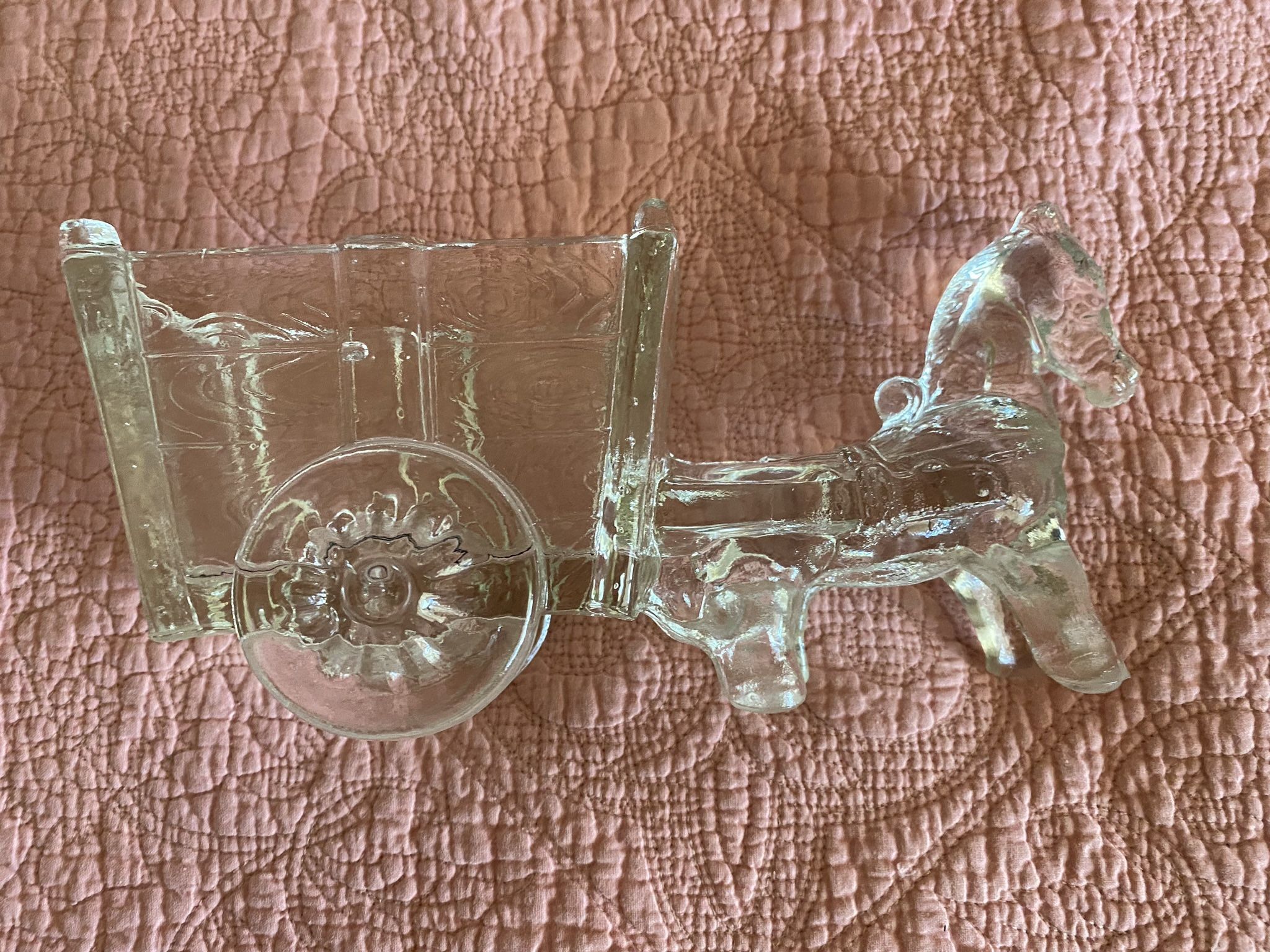 Vintage Jeanette Glass Donkey / Horse And Cart. Planter, candy dish, trinket, like new.