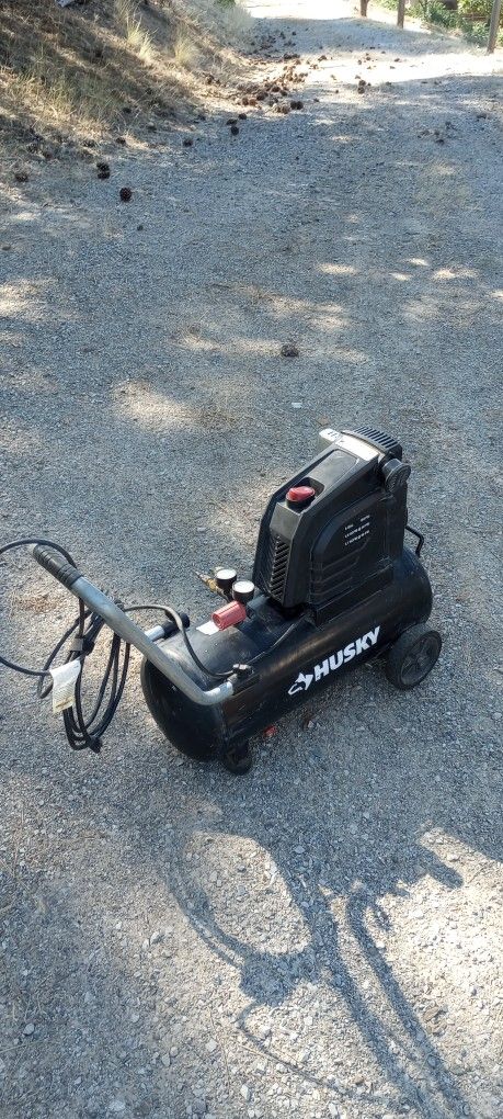 8 Gallon 150psi Air Compressor